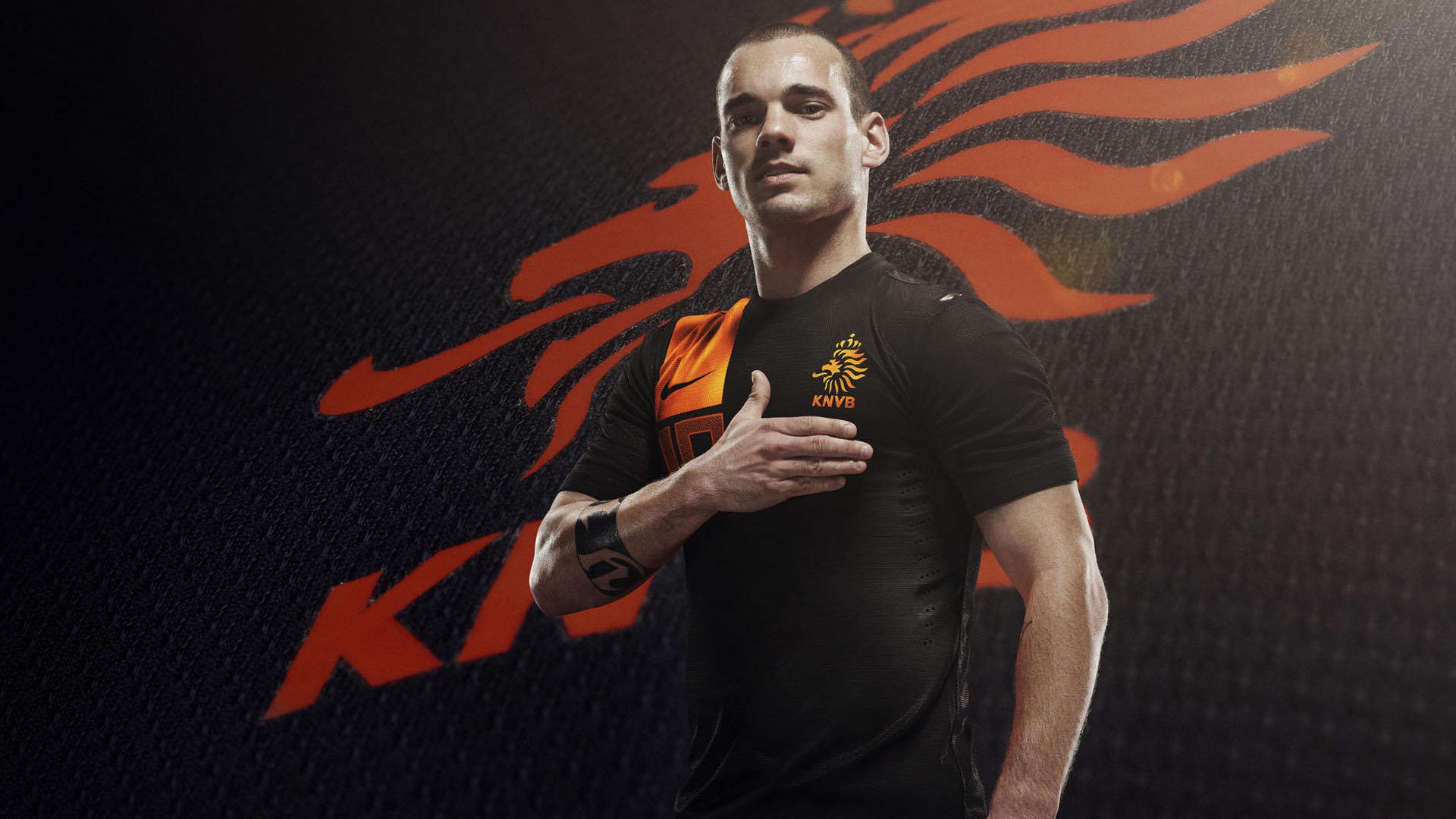 体育新闻中心支持本地赛事图文素材创作培训，体育新闻海报